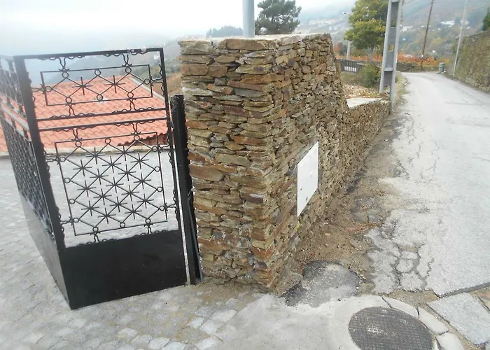 Casa Da Vinha Em - Douro *